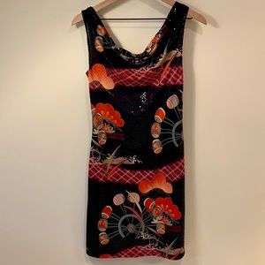 French Curve Sleeveless Shimmery Dress